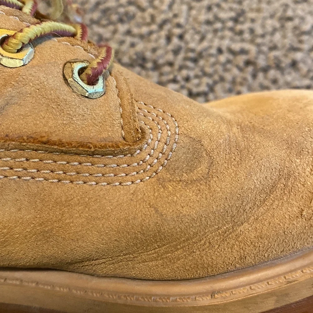 Timberland 6 Inch Waterproof Boots Size 2 in GUC